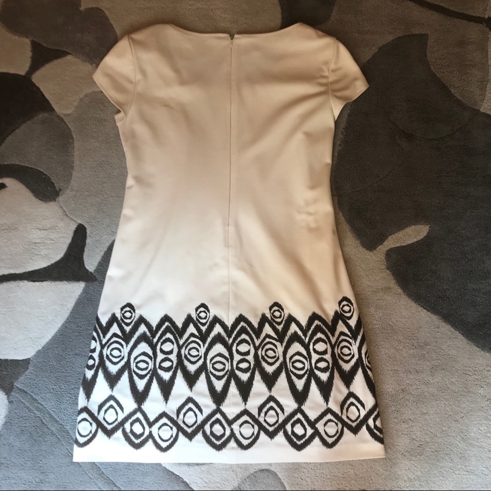 Donna Morgan Black-and-White Dress, EUC, 10 - Picture 16 of 16